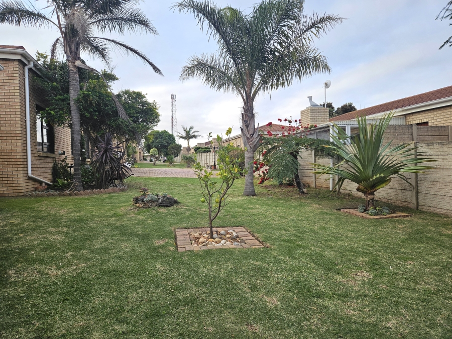 3 Bedroom Property for Sale in Jeffreys Bay Central Eastern Cape